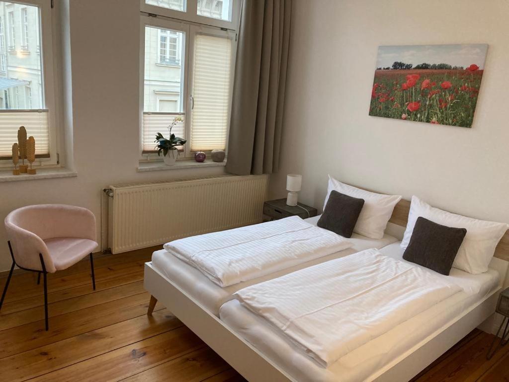 Das Bilderbuchcafe - Ferien - Apartment No 3 - Markt 7 Havelberg Ngoại thất bức ảnh