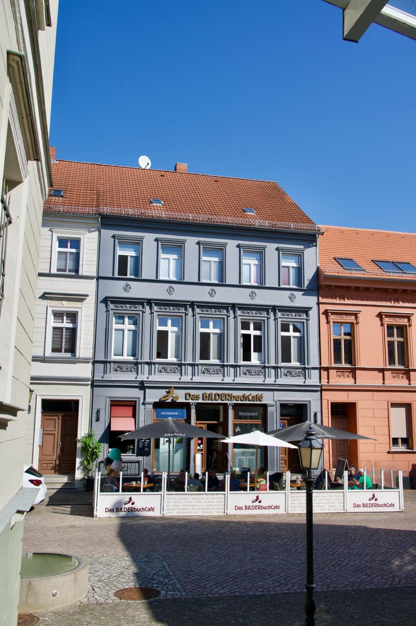 Das Bilderbuchcafe - Ferien - Apartment No 3 - Markt 7 Havelberg Ngoại thất bức ảnh
