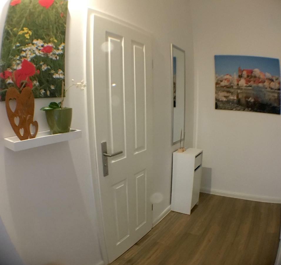 Das Bilderbuchcafe - Ferien - Apartment No 3 - Markt 7 Havelberg Ngoại thất bức ảnh